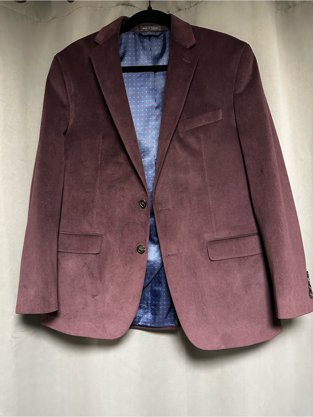 CHAPS Men's Merlot Wine Burgundy Maroon Velvet Sport